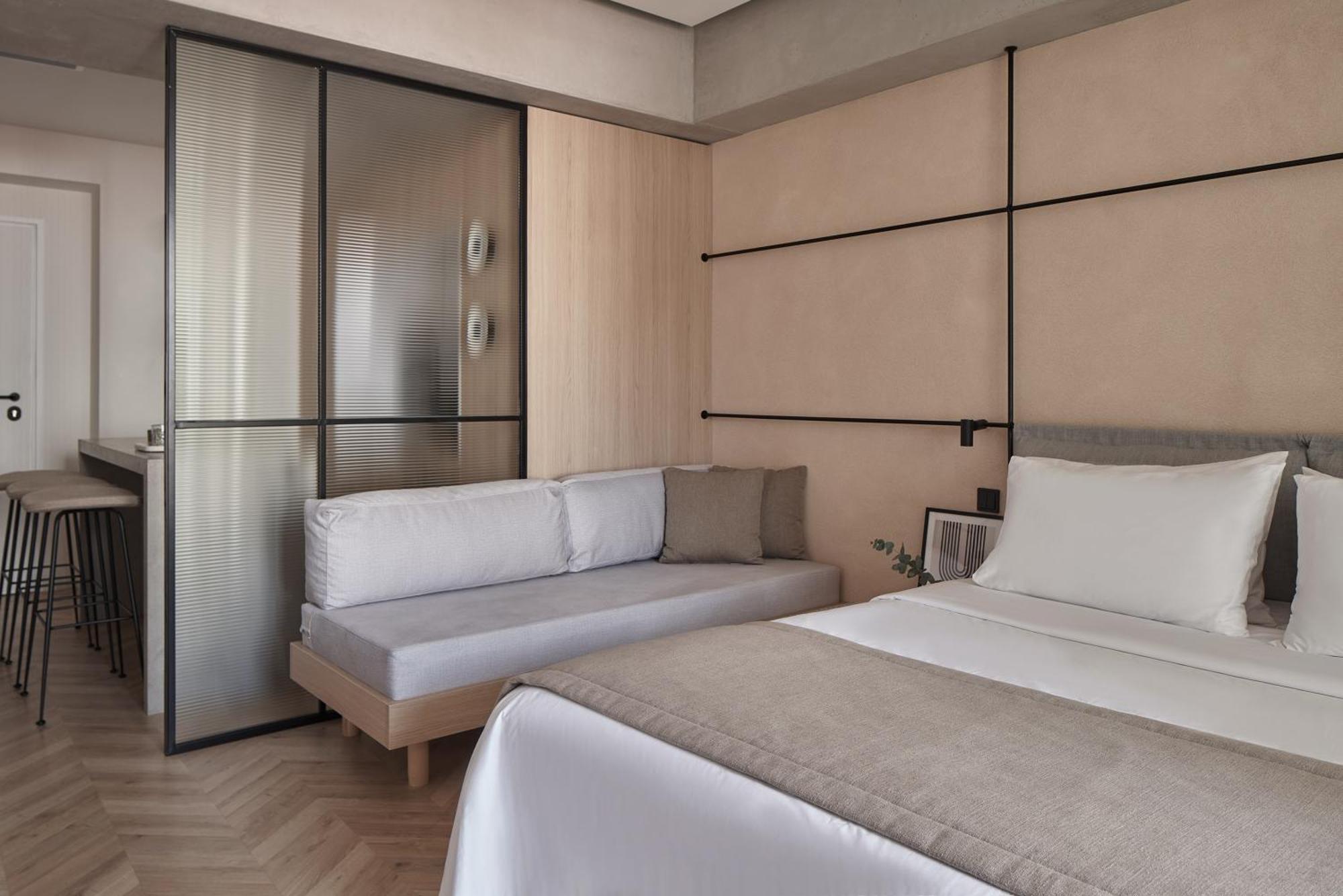 The Newel Psychiko Hotell Aten Exteriör bild A room at the hotel