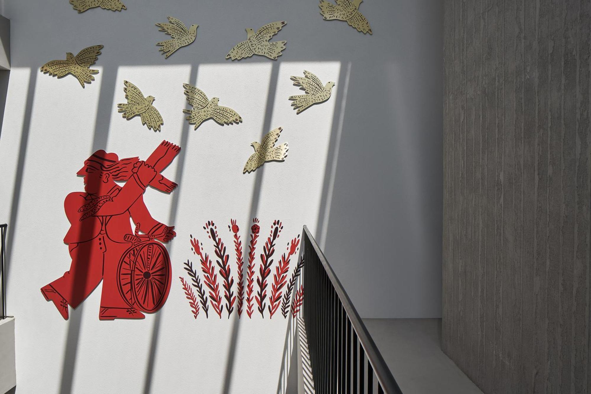 The Newel Psychiko Hotell Aten Exteriör bild The interior of the staircase