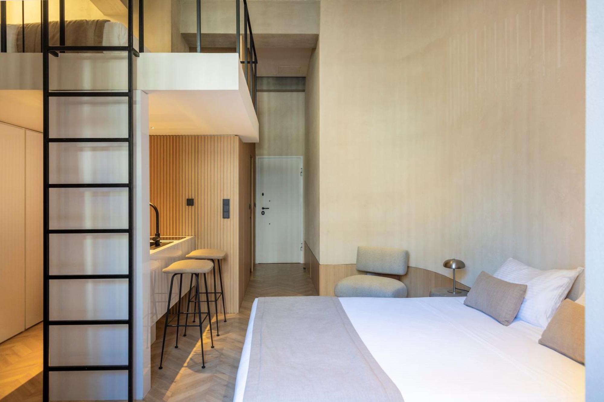 The Newel Psychiko Hotell Aten Exteriör bild A room at the hotel