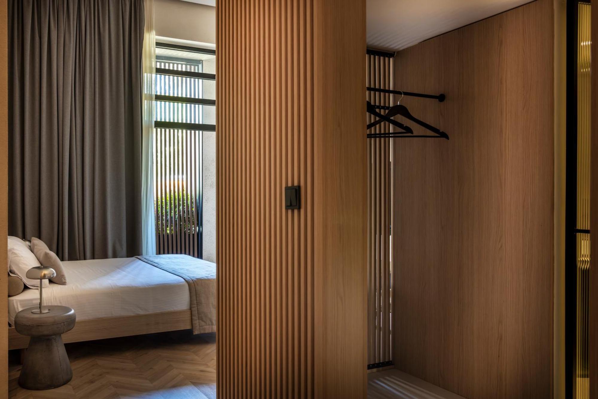 The Newel Psychiko Hotell Aten Exteriör bild A room at the hotel